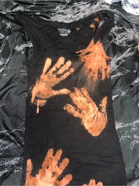 Time and Tru Black Tank Top with Orange Handprint Print size xs